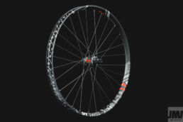dt swiss wheel 4 uai